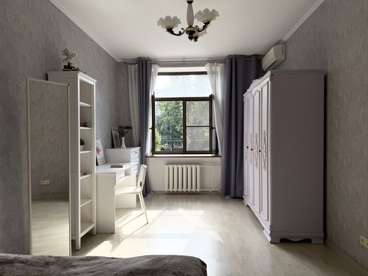 Продам трехкомнатную (3-комн.) квартиру, Седова ул, 70, Санкт-Петербург г