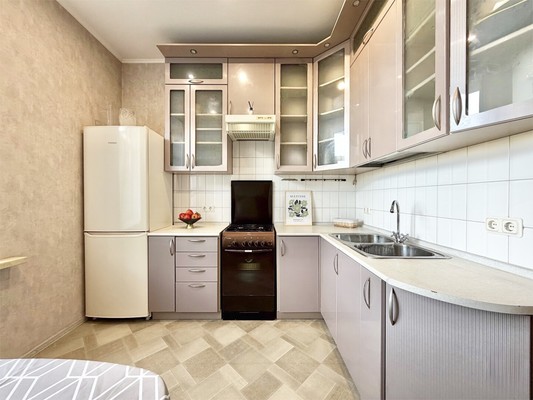 Продам трехкомнатную (3-комн.) квартиру, Седова ул, 70, Санкт-Петербург г