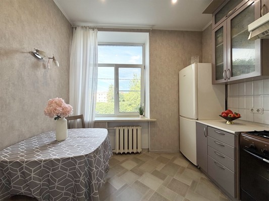 Продам трехкомнатную (3-комн.) квартиру, Седова ул, 70, Санкт-Петербург г