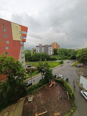 Продам трехкомнатную (3-комн.) квартиру, Озерная ул, 2, Калининград г