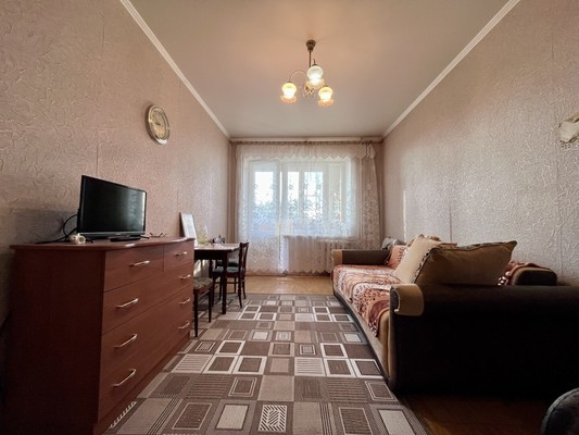Продам однокомнатную (1-комн.) квартиру, Большевистский пер, 3А, Дмитров г