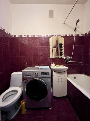 Продам однокомнатную (1-комн.) квартиру, Большевистский пер, 3А, Дмитров г