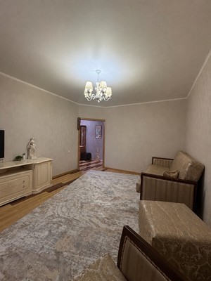 Продам двухкомнатную (2-комн.) квартиру, Порфирьева ул, 2, Ишим г
