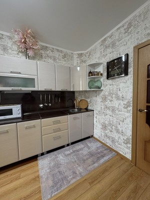Продам двухкомнатную (2-комн.) квартиру, Порфирьева ул, 2, Ишим г