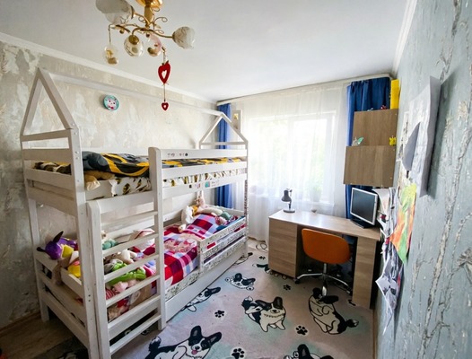 Продам двухкомнатную (2-комн.) квартиру, Гагарина ул, 50, Чехов г