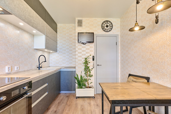 Продам трехкомнатную (3-комн.) квартиру, Уинская ул, 66, Пермь г