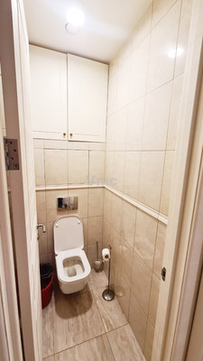 Продам коммерческое помещение 57,4 м2, Красина пер, 16 1, Москва г