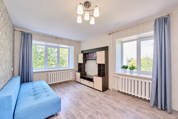 Продам однокомнатную (1-комн.) квартиру, Гагарина б-р, 62ка, Пермь г