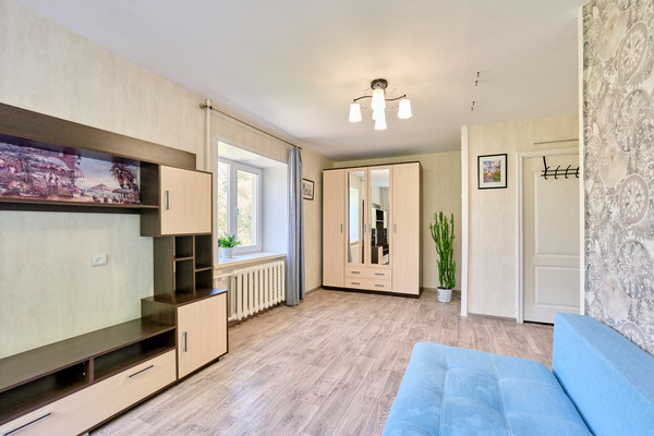 Продам однокомнатную (1-комн.) квартиру, Гагарина б-р, 62ка, Пермь г