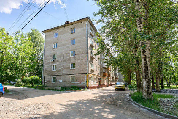 Продам однокомнатную (1-комн.) квартиру, Гагарина б-р, 62ка, Пермь г