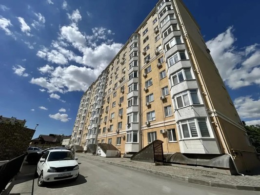 Продам однокомнатную (1-комн.) квартиру, Совхозная ул, 4д, Симферополь г