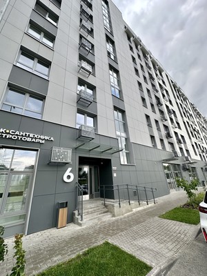 Продам двухкомнатную (2-комн.) квартиру, Азата Аббасова ул, 16, Казань г
