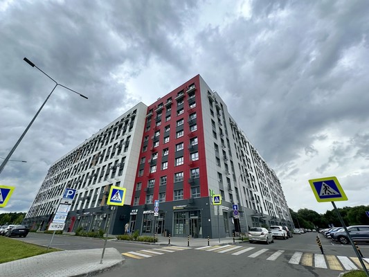 Продам двухкомнатную (2-комн.) квартиру, Азата Аббасова ул, 16, Казань г