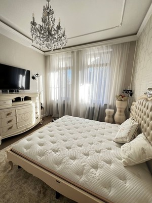 Продам двухкомнатную (2-комн.) квартиру, Павловский б-р, 1к1, Новинки д