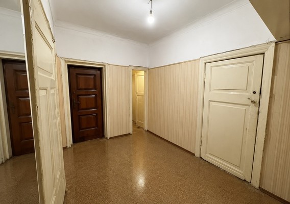 Продам многокомнатную квартиру, Можайский пер, 5, Москва г