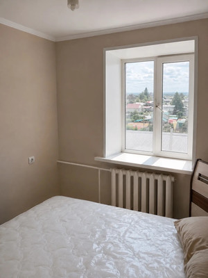 Продам трехкомнатную (3-комн.) квартиру, Свердлова ул, 10, Ишим г