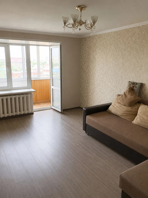 Продам трехкомнатную (3-комн.) квартиру, Свердлова ул, 10, Ишим г