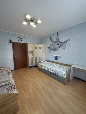 Сдам трехкомнатную (3-комн.) квартиру, Туристская ул, 15к1, Санкт-Петербург г