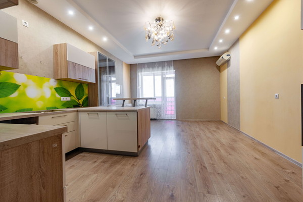 Продам трехкомнатную (3-комн.) квартиру, Шоссе в Лаврики ул, 89, Мурино п