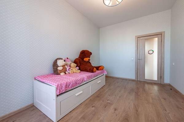 Продам трехкомнатную (3-комн.) квартиру, Шоссе в Лаврики ул, 89, Мурино п