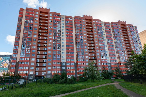 Продам трехкомнатную (3-комн.) квартиру, Шоссе в Лаврики ул, 89, Мурино п