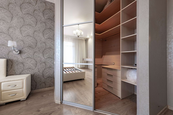 Продам трехкомнатную (3-комн.) квартиру, Шоссе в Лаврики ул, 89, Мурино п
