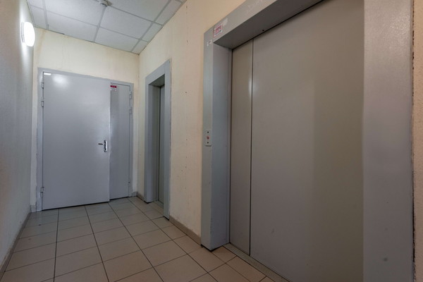 Продам трехкомнатную (3-комн.) квартиру, Шоссе в Лаврики ул, 89, Мурино п