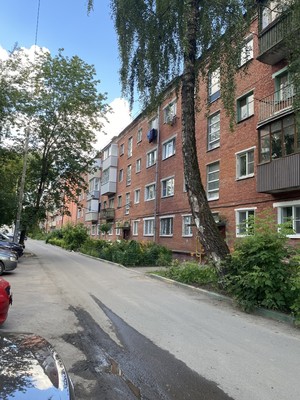 Продам двухкомнатную (2-комн.) квартиру, Пионерская ул, 20/7, Бородино д
