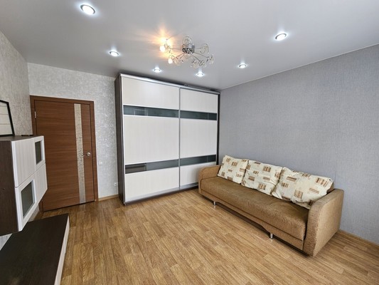 Продам трехкомнатную (3-комн.) квартиру, Калевала ул, 54, Костомукша г