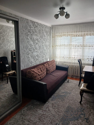 Продам трехкомнатную (3-комн.) квартиру, Ленина пр-кт, 61, Баксан г