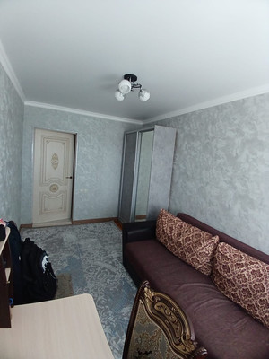 Продам трехкомнатную (3-комн.) квартиру, Ленина пр-кт, 61, Баксан г
