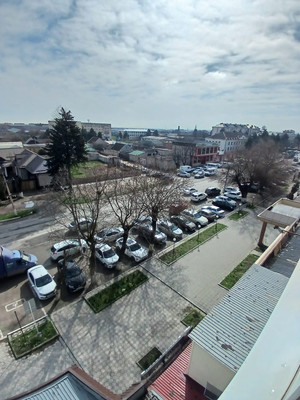 Продам трехкомнатную (3-комн.) квартиру, Ленина пр-кт, 61, Баксан г