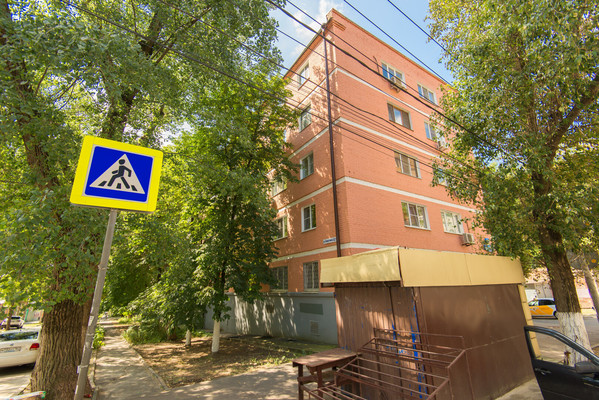 Продам однокомнатную (1-комн.) квартиру, Закруткина ул, 52/10, Ростов-на-Дону г