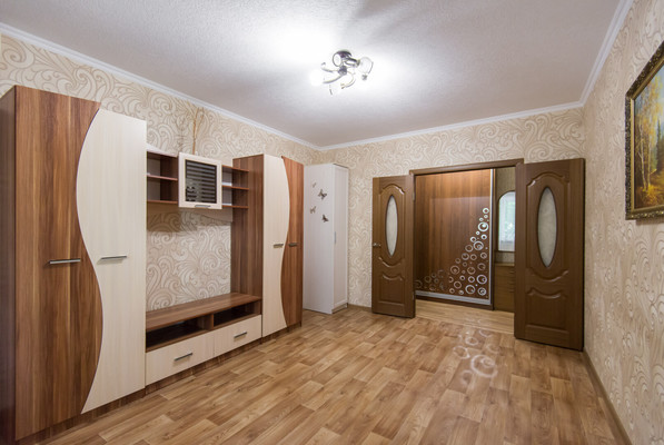 Продам трехкомнатную (3-комн.) квартиру, Еременко ул, 66/7, Ростов-на-Дону г