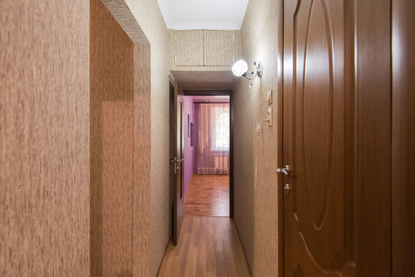 Продам трехкомнатную (3-комн.) квартиру, Еременко ул, 66/7, Ростов-на-Дону г