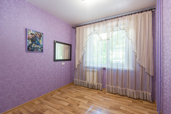 Продам трехкомнатную (3-комн.) квартиру, Еременко ул, 66/7, Ростов-на-Дону г