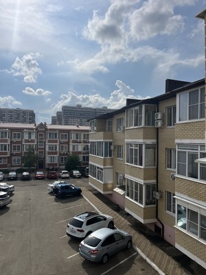 Продам однокомнатную (1-комн.) квартиру, им. Ивана Рослого ул, 8, Краснодар г