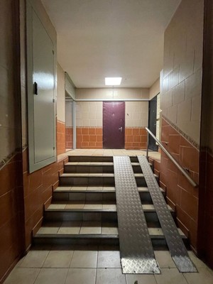 Продам двухкомнатную (2-комн.) квартиру, Алтуфьевское ш, 30, Москва г