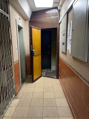 Продам двухкомнатную (2-комн.) квартиру, Алтуфьевское ш, 30, Москва г
