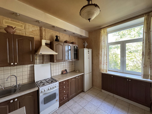 Продам трехкомнатную (3-комн.) квартиру, Озерковская наб, 48-50, Москва г