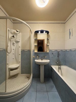 Продам трехкомнатную (3-комн.) квартиру, Озерковская наб, 48-50, Москва г