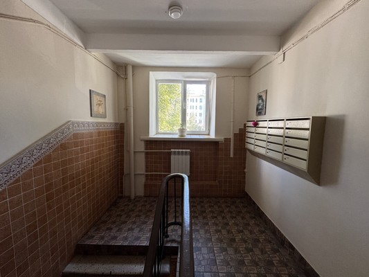 Продам трехкомнатную (3-комн.) квартиру, Озерковская наб, 48-50, Москва г