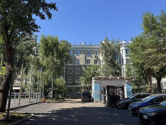 Продам трехкомнатную (3-комн.) квартиру, Озерковская наб, 48-50, Москва г