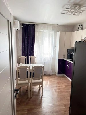 Продам двухкомнатную (2-комн.) квартиру, Квартал 6 ул, 29, Куюки д