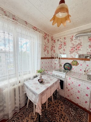Продам трехкомнатную (3-комн.) квартиру, Карла Маркса ул, 76кб, Ишим г