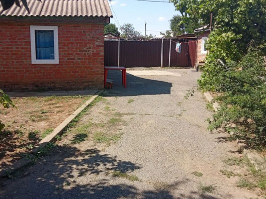 Продам дом, Ленина ул, 209, Зимовники п, 0 км от города