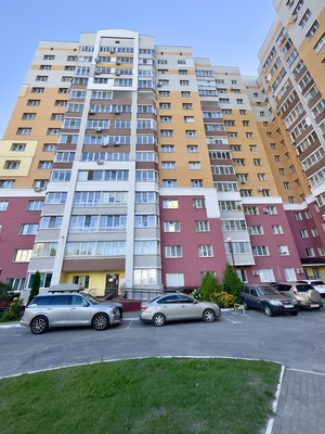 Продам однокомнатную (1-комн.) квартиру, Горбатова ул, 10, Брянск г