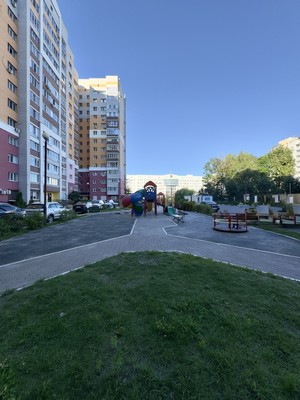 Продам однокомнатную (1-комн.) квартиру, Горбатова ул, 10, Брянск г