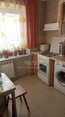 Продам двухкомнатную (2-комн.) квартиру, Гагарина (Центральный р-н) ул, 32, Сочи г