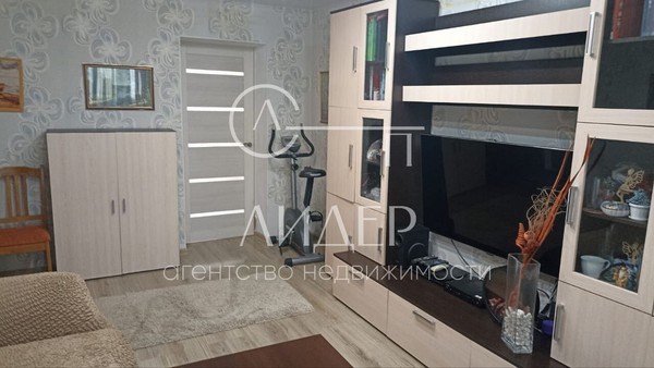 Продам двухкомнатную (2-комн.) квартиру, Гагарина (Центральный р-н) ул, 32, Сочи г